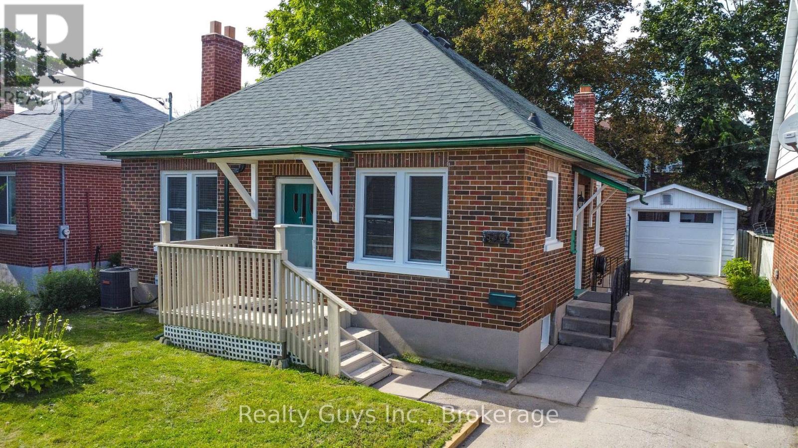 590 Mccannan Avenue, Peterborough (Town Ward 3), Ontario  K9J 4J6 - Photo 3 - X13698258