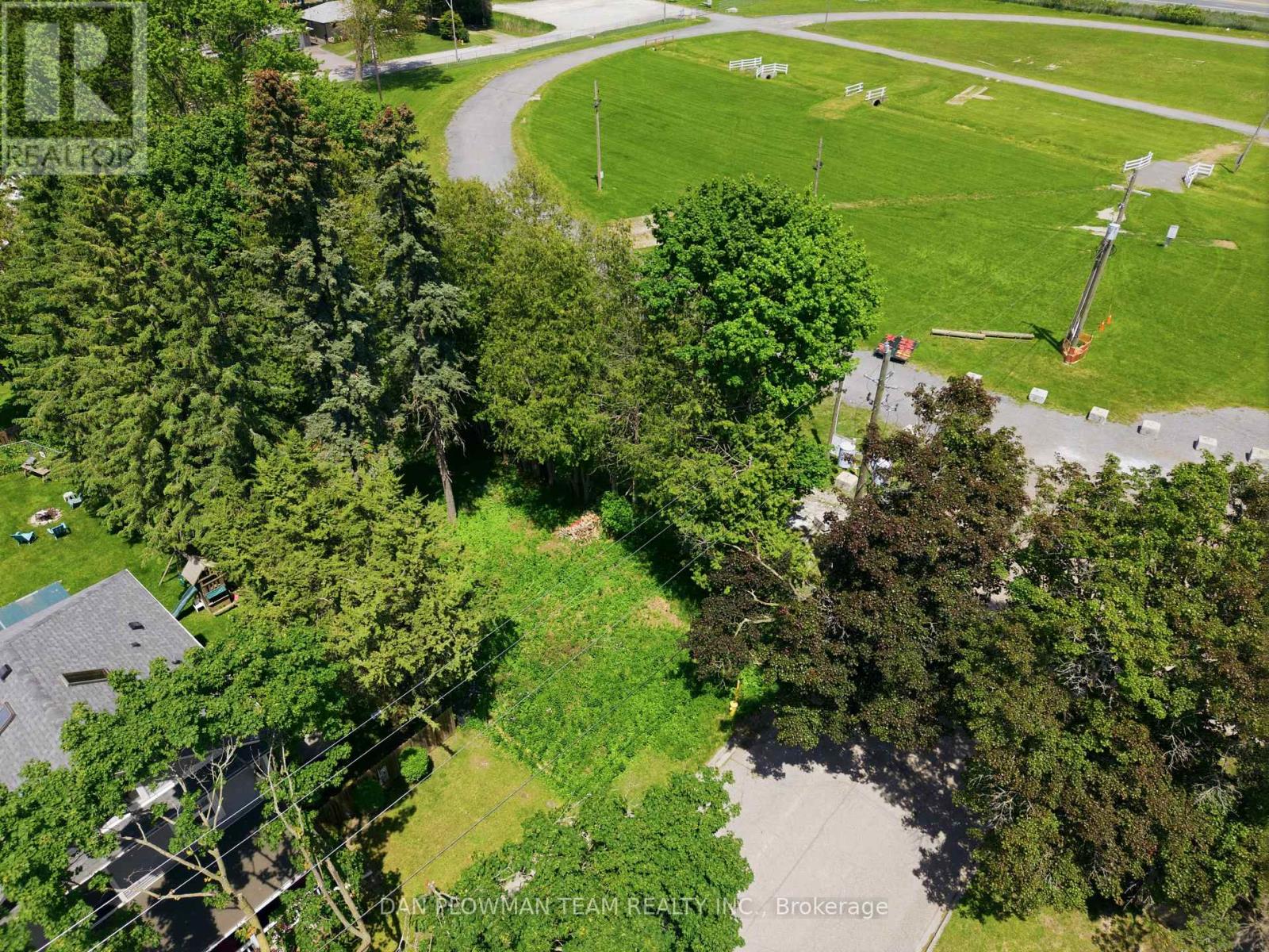 38 Park Street, Clarington (Orono), Ontario  L1B 1H2 - Photo 3 - E13698240