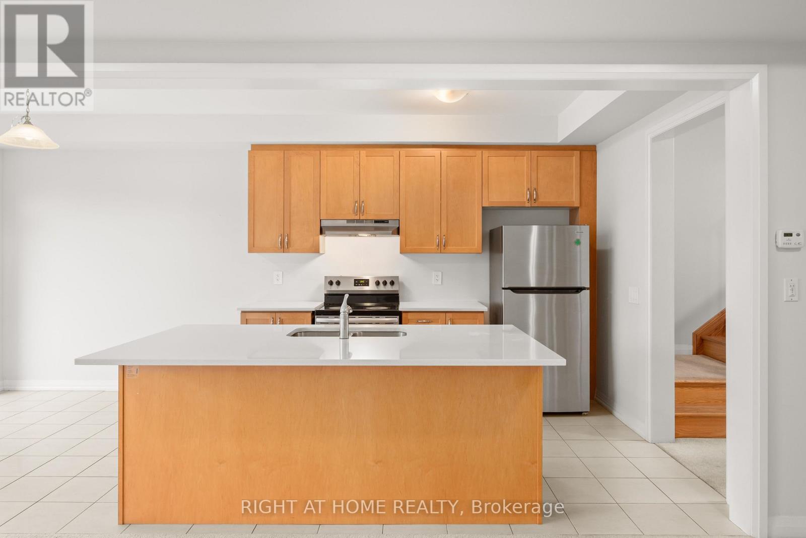 66 Corley Street, Kawartha Lakes (Lindsay), Ontario  K9V 6K2 - Photo 14 - X13698942