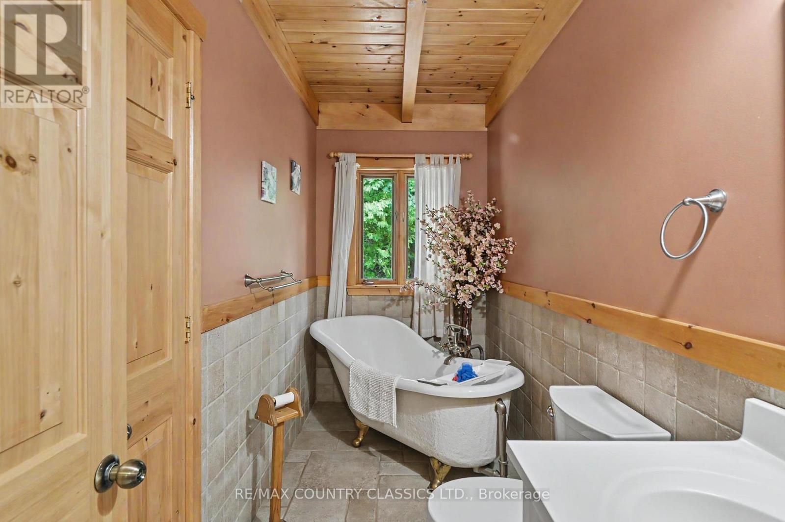 203 Doc Evans Road, North Kawartha, Ontario  K0L 1A0 - Photo 43 - X13699268