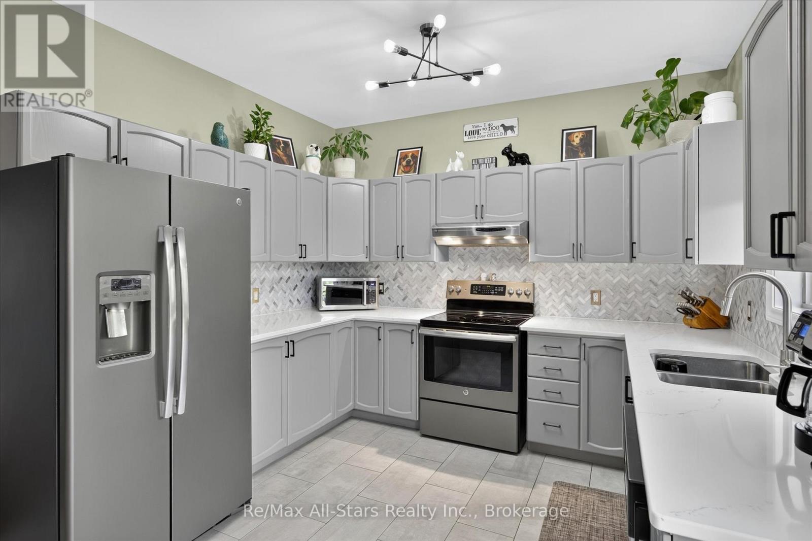 34 Kirkconnell Road, Kawartha Lakes (Lindsay), Ontario  K9V 6E7 - Photo 10 - X13699450