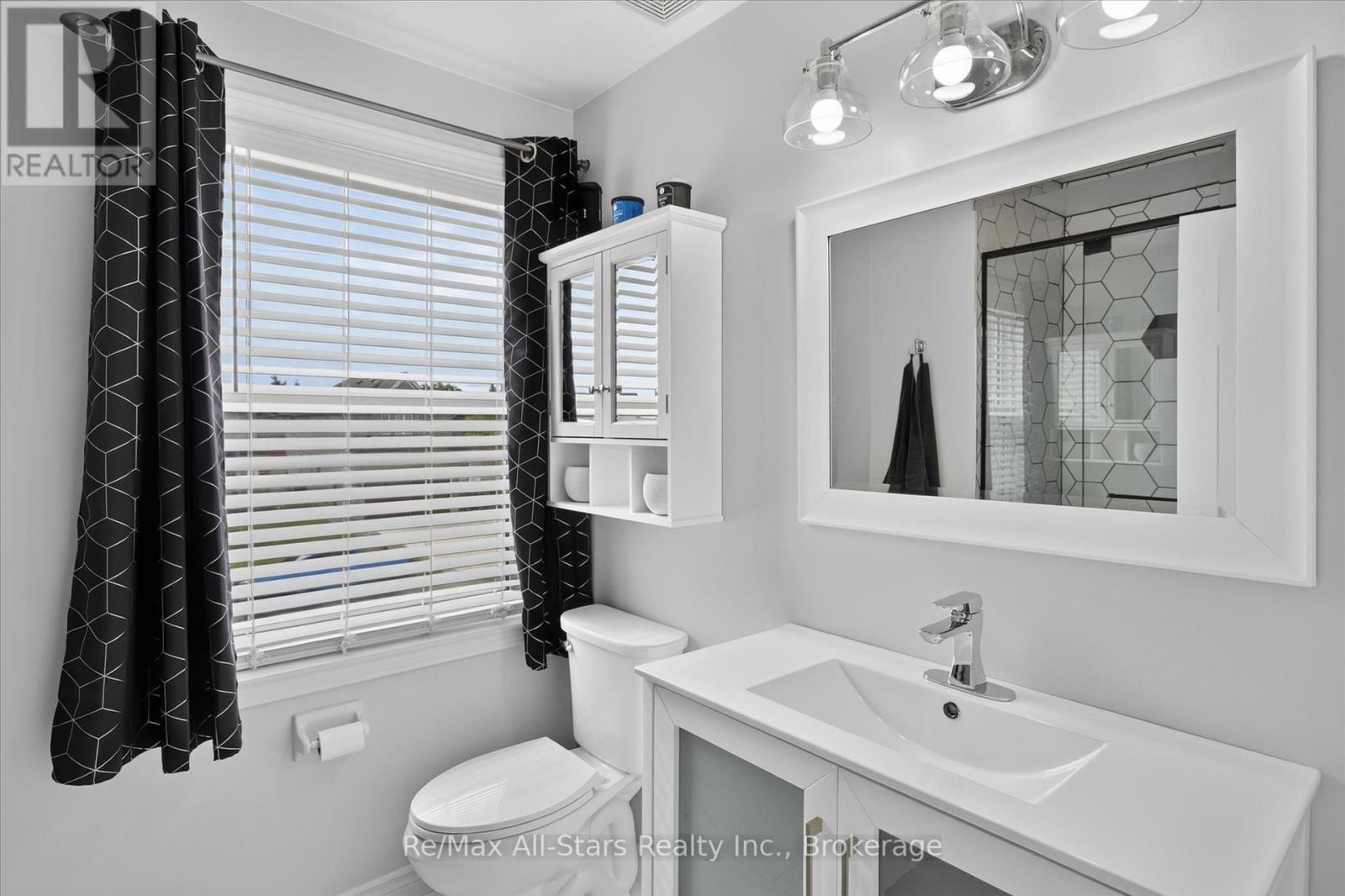 34 Kirkconnell Road, Kawartha Lakes (Lindsay), Ontario  K9V 6E7 - Photo 34 - X13699450
