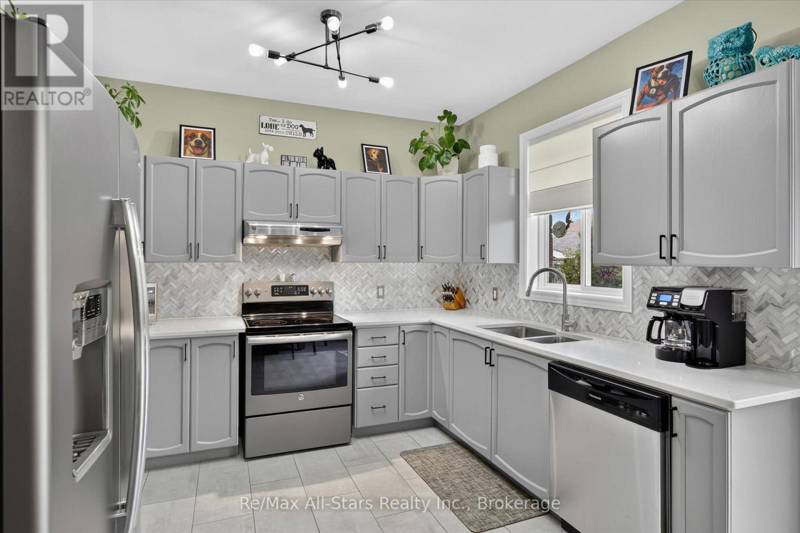 34 Kirkconnell Road, Kawartha Lakes (Lindsay), Ontario  K9V 6E7 - Photo 9 - X13699450