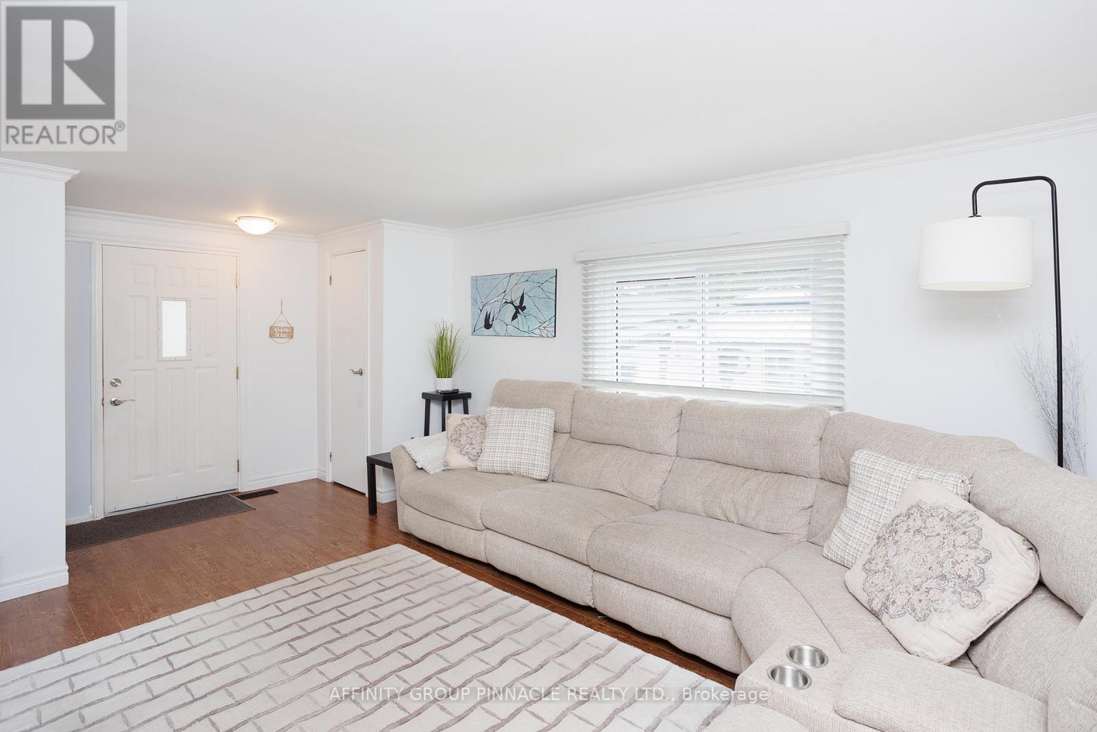 24 Circle Drive, Kawartha Lakes (Fenelon), Ontario  K9V 0H7 - Photo 4 - X13699474
