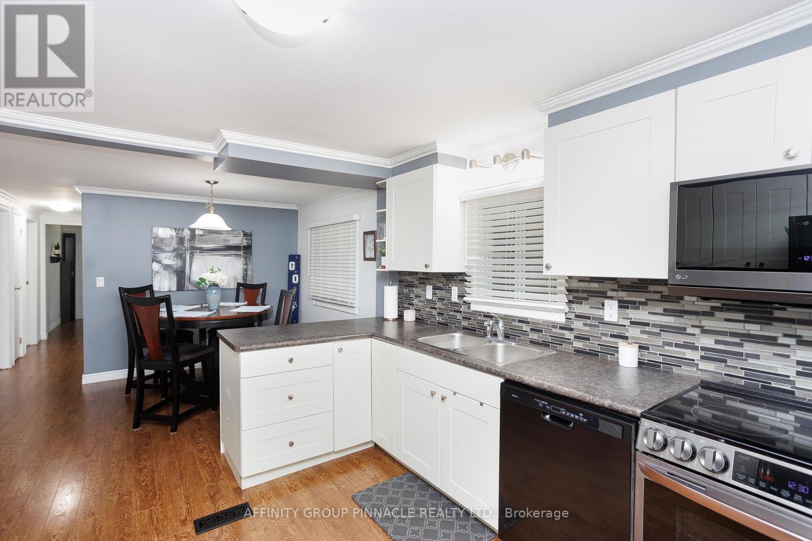 24 Circle Drive, Kawartha Lakes (Fenelon), Ontario  K9V 0H7 - Photo 8 - X13699474