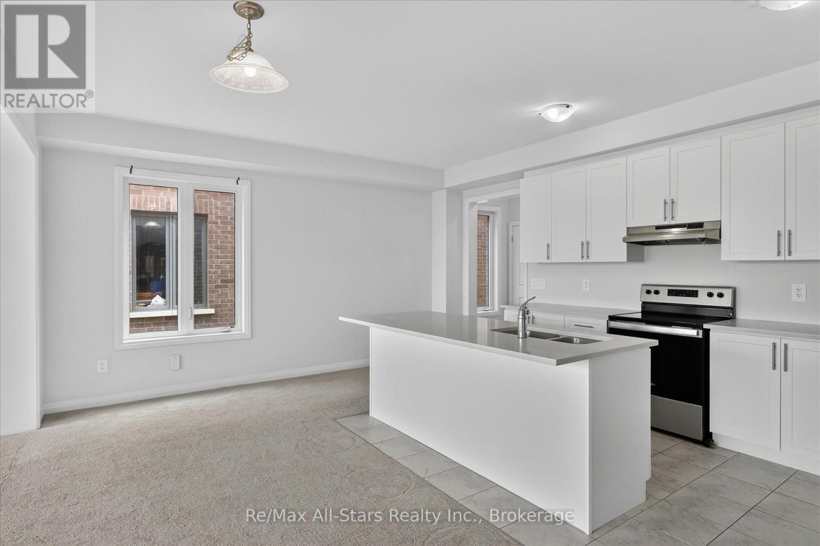 62 Corley Street, Kawartha Lakes (Lindsay), Ontario  K9V 6C2 - Photo 10 - X13699502
