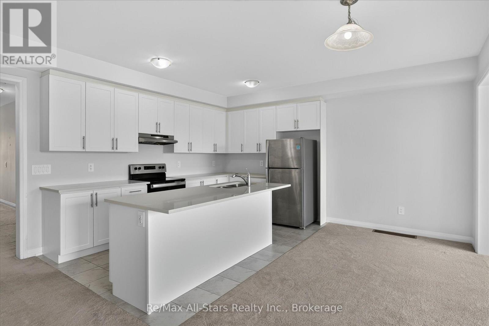 62 Corley Street, Kawartha Lakes (Lindsay), Ontario  K9V 6C2 - Photo 11 - X13699502