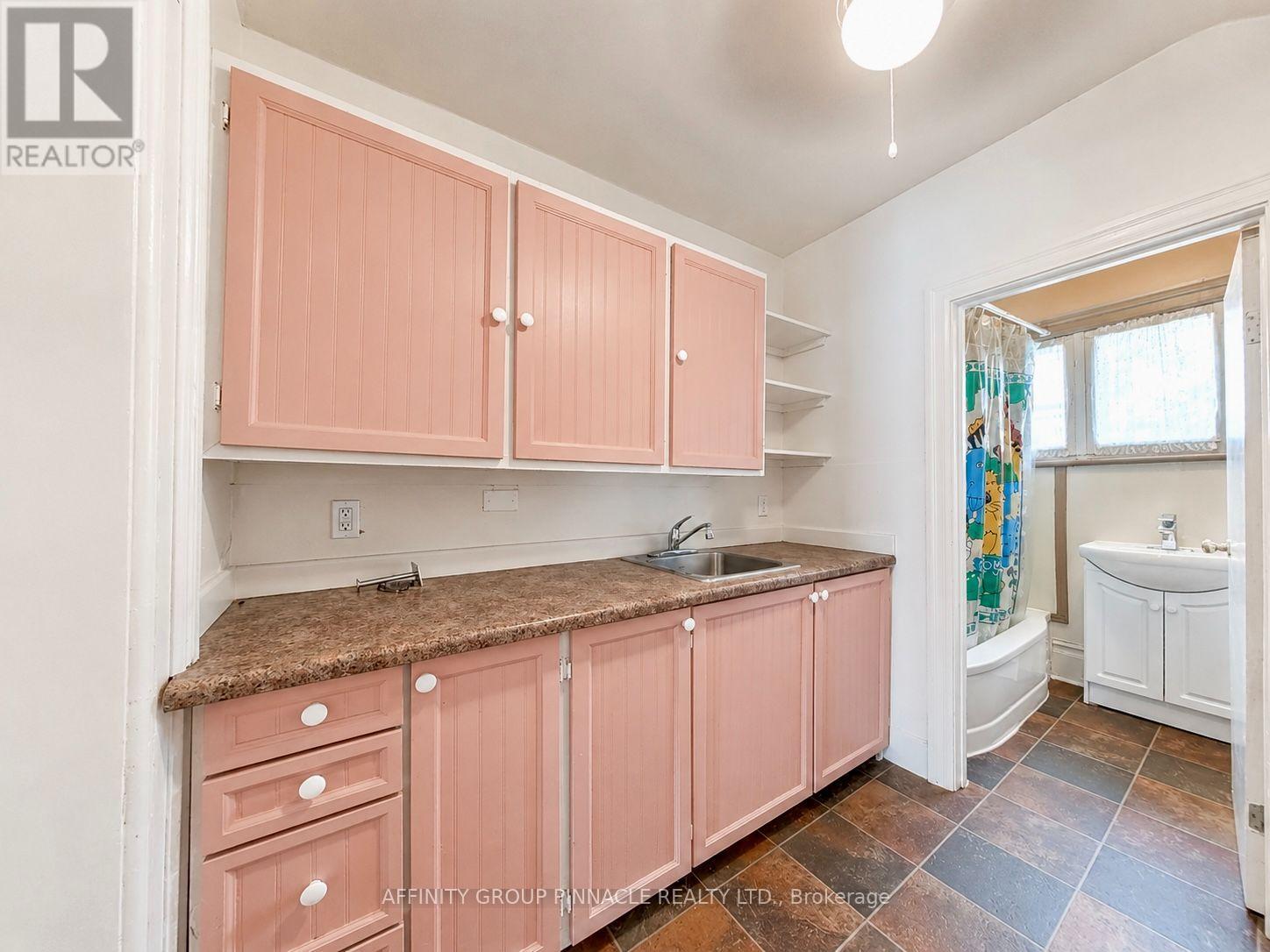 221 Kent Street W, Kawartha Lakes (Lindsay), Ontario  K9V 2Z1 - Photo 32 - X13699648