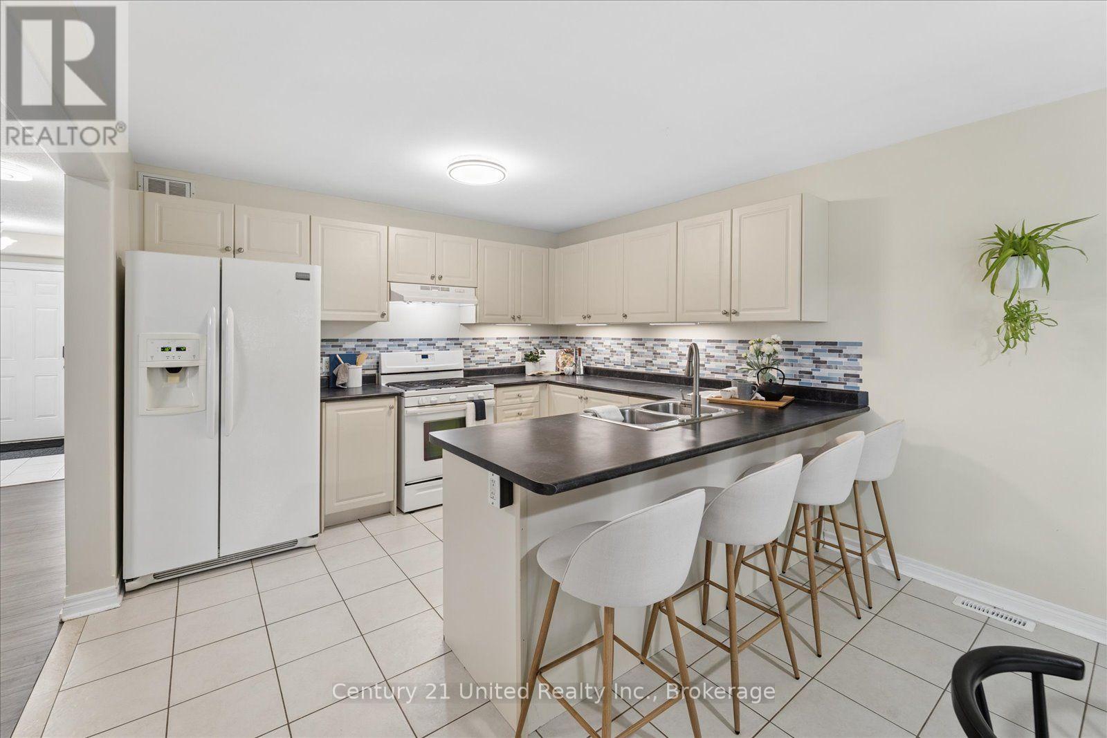 262 Bowen Drive, Peterborough (Northcrest Ward 5), Ontario  K9H 0B8 - Photo 11 - X13699652