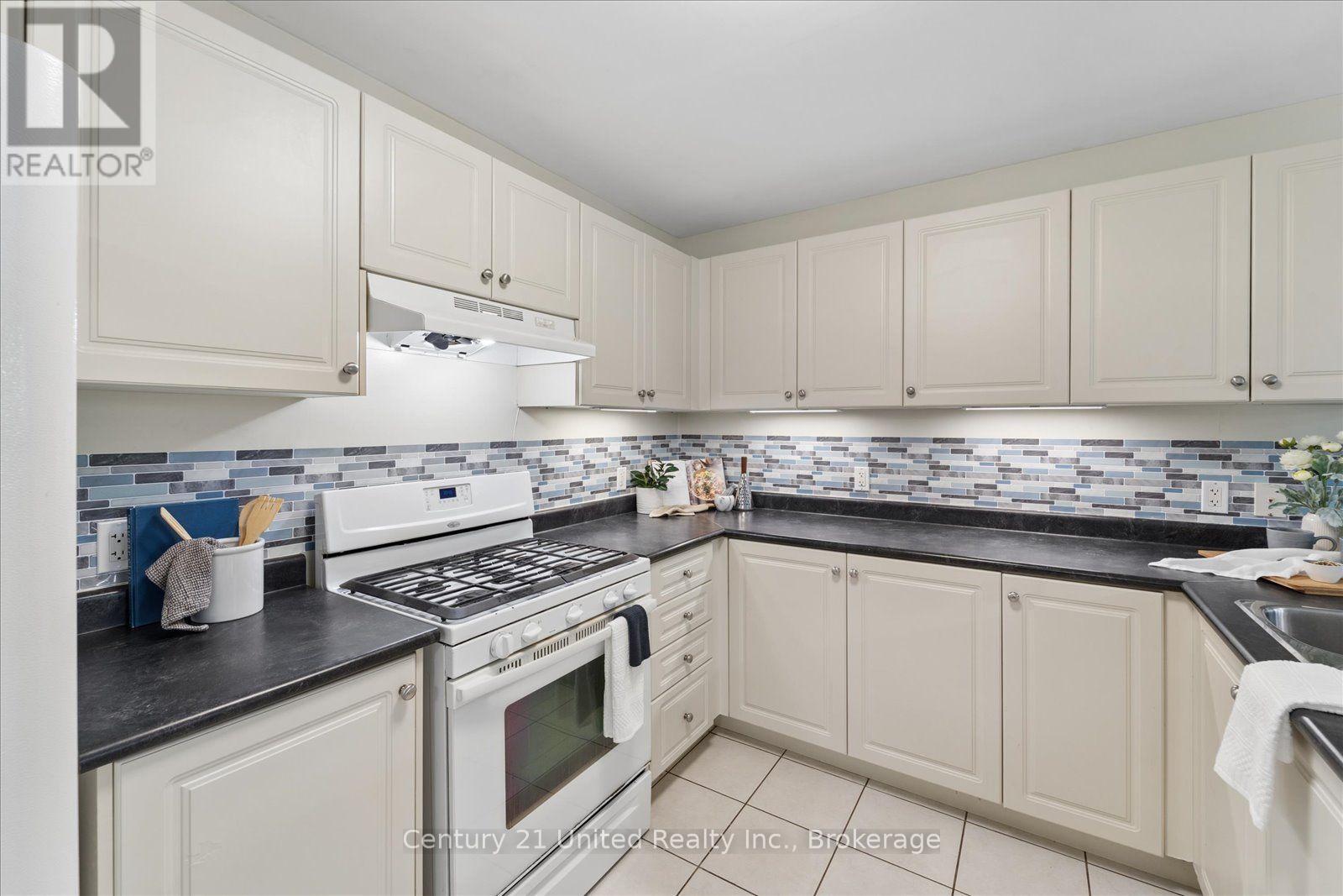262 Bowen Drive, Peterborough (Northcrest Ward 5), Ontario  K9H 0B8 - Photo 13 - X13699652