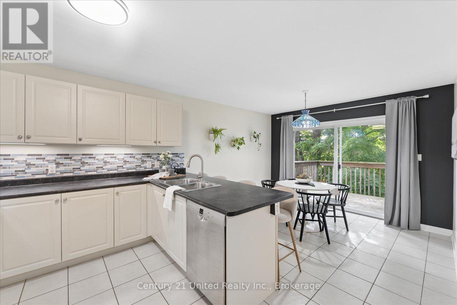 262 Bowen Drive, Peterborough (Northcrest Ward 5), Ontario  K9H 0B8 - Photo 15 - X13699652