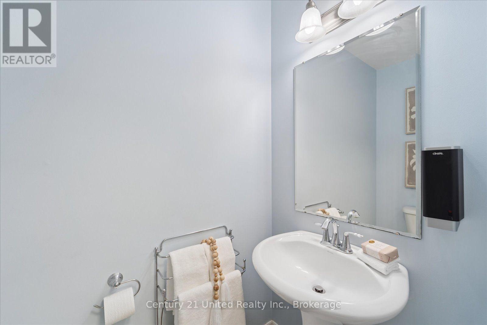 262 Bowen Drive, Peterborough (Northcrest Ward 5), Ontario  K9H 0B8 - Photo 20 - X13699652