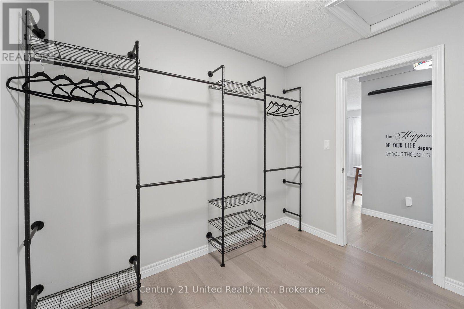 262 Bowen Drive, Peterborough (Northcrest Ward 5), Ontario  K9H 0B8 - Photo 26 - X13699652