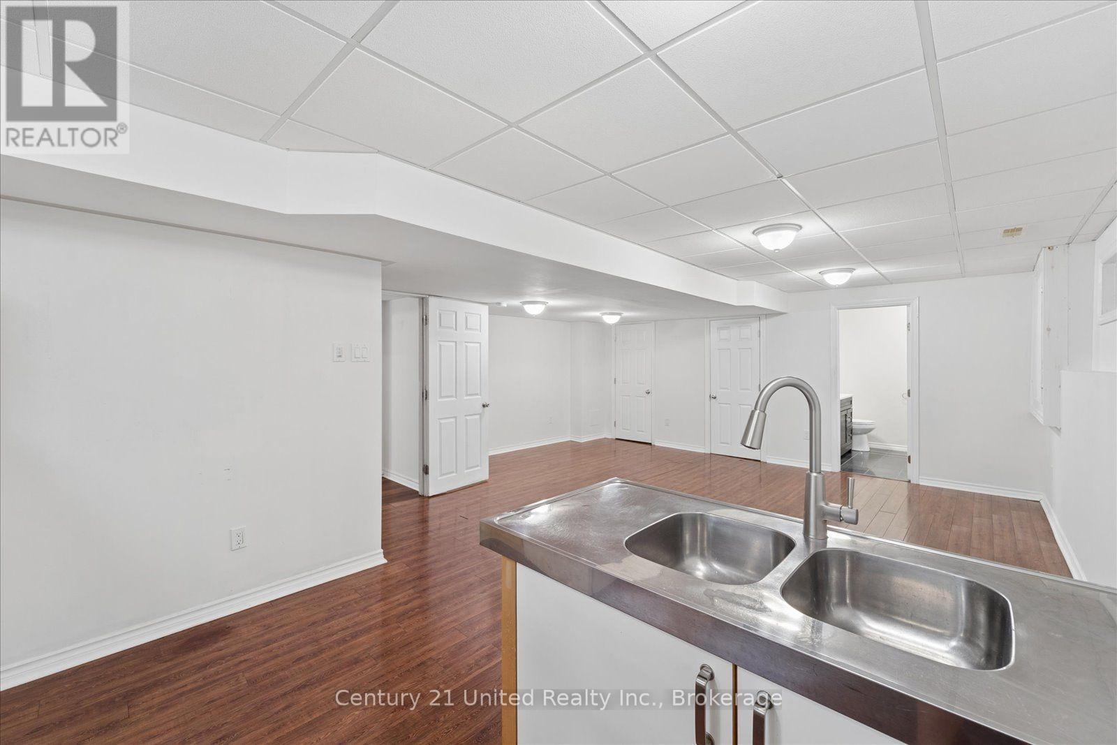 262 Bowen Drive, Peterborough (Northcrest Ward 5), Ontario  K9H 0B8 - Photo 38 - X13699652