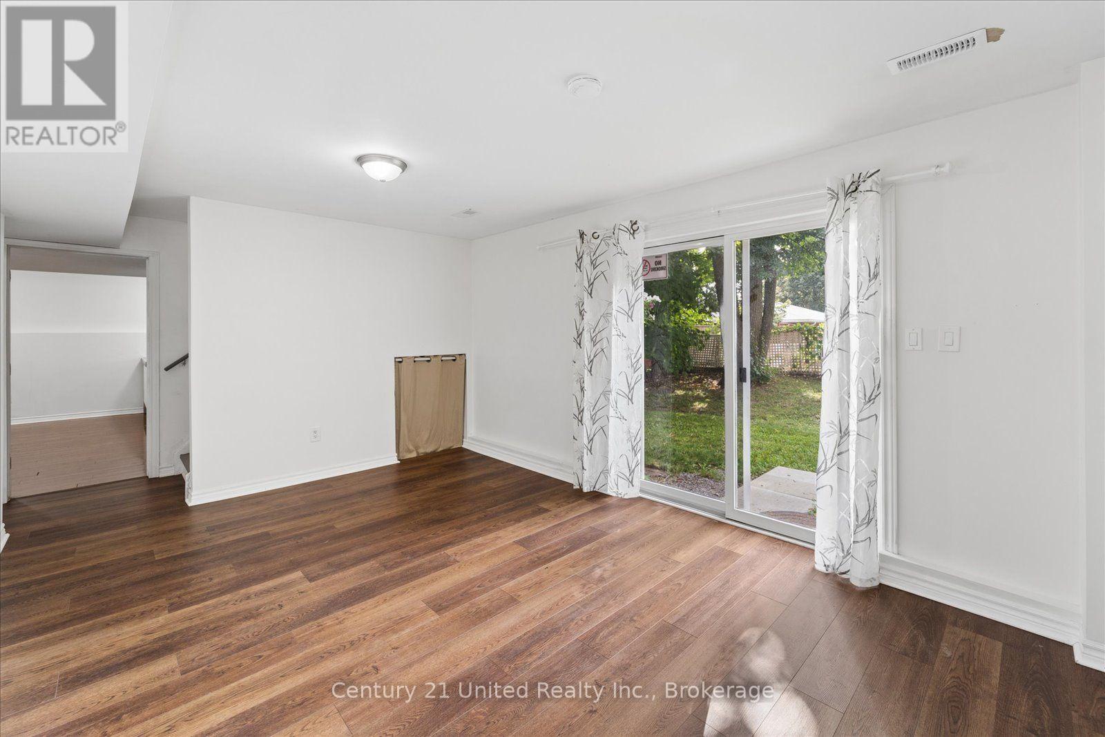 262 Bowen Drive, Peterborough (Northcrest Ward 5), Ontario  K9H 0B8 - Photo 40 - X13699652