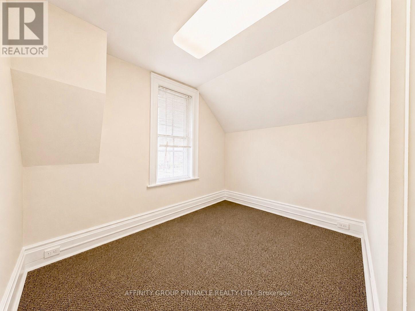221 Kent Street W, Kawartha Lakes (Lindsay), Ontario  K9V 2Z1 - Photo 30 - X13699668