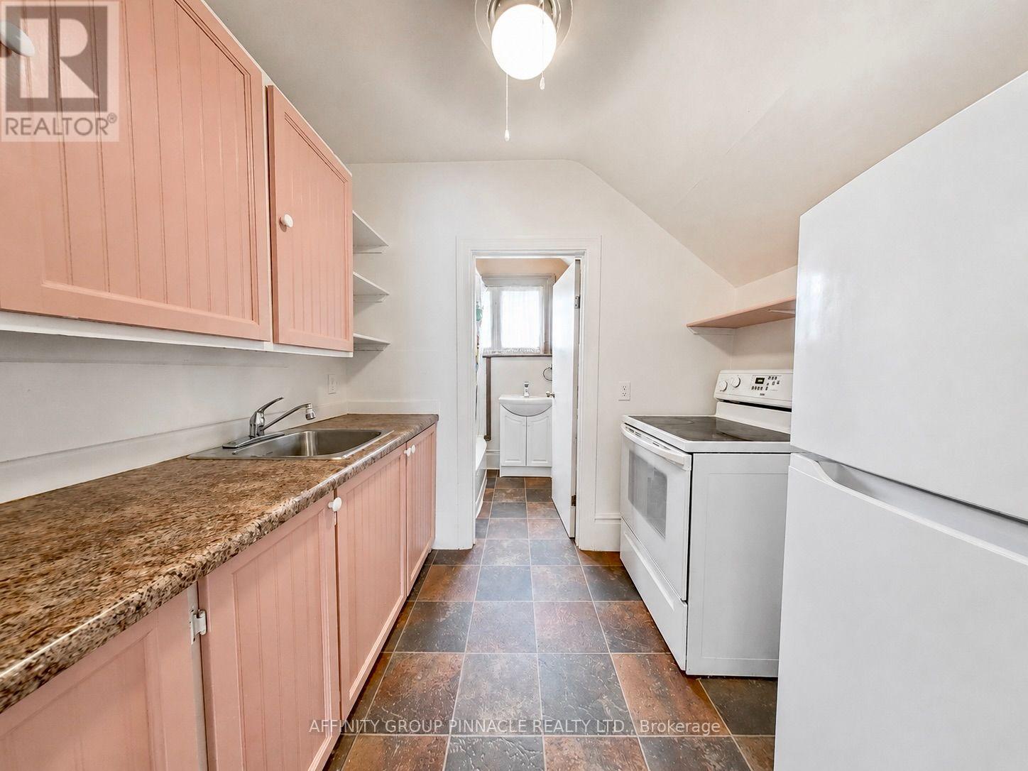 221 Kent Street W, Kawartha Lakes (Lindsay), Ontario  K9V 2Z1 - Photo 33 - X13699668