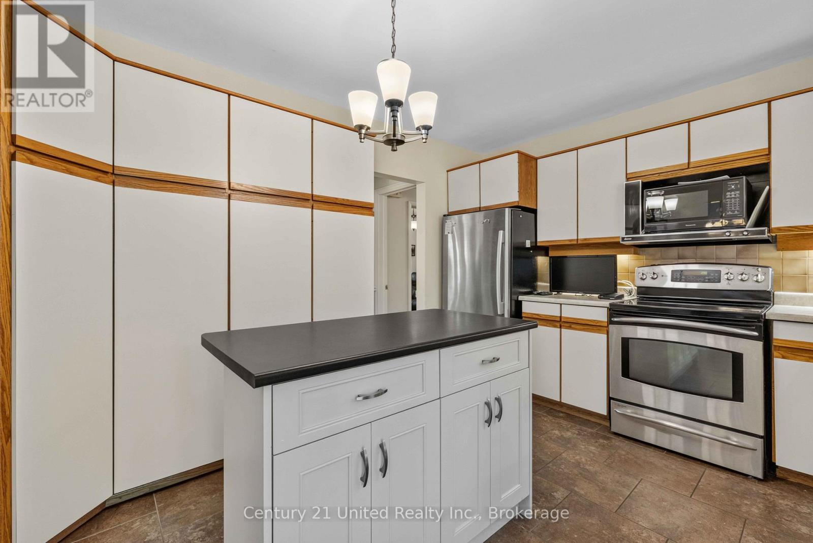 122 Earlwood Drive, Peterborough (Monaghan Ward 2), Ontario  K9J 6B6 - Photo 18 - X13700786