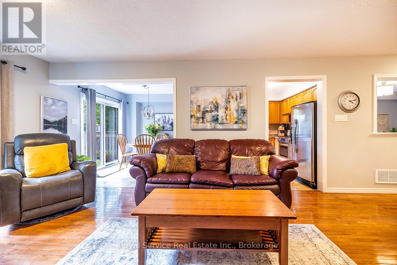 62 Rafton Street, Clarington (Newcastle), Ontario  L1B 1P7 - Photo 11 - E13701780