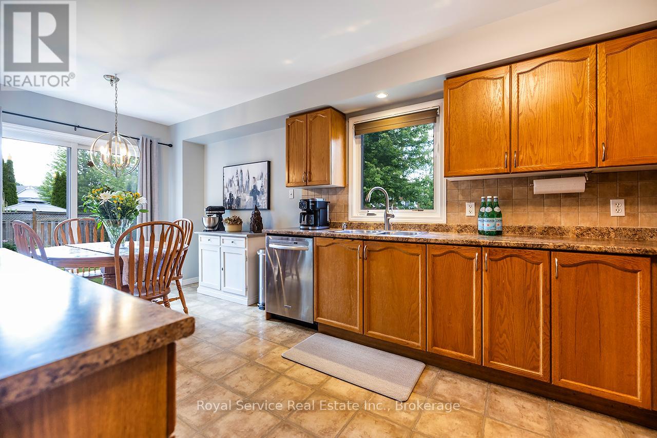 62 Rafton Street, Clarington (Newcastle), Ontario  L1B 1P7 - Photo 15 - E13701780