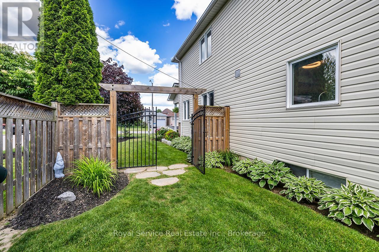 62 Rafton Street, Clarington (Newcastle), Ontario  L1B 1P7 - Photo 43 - E13701780