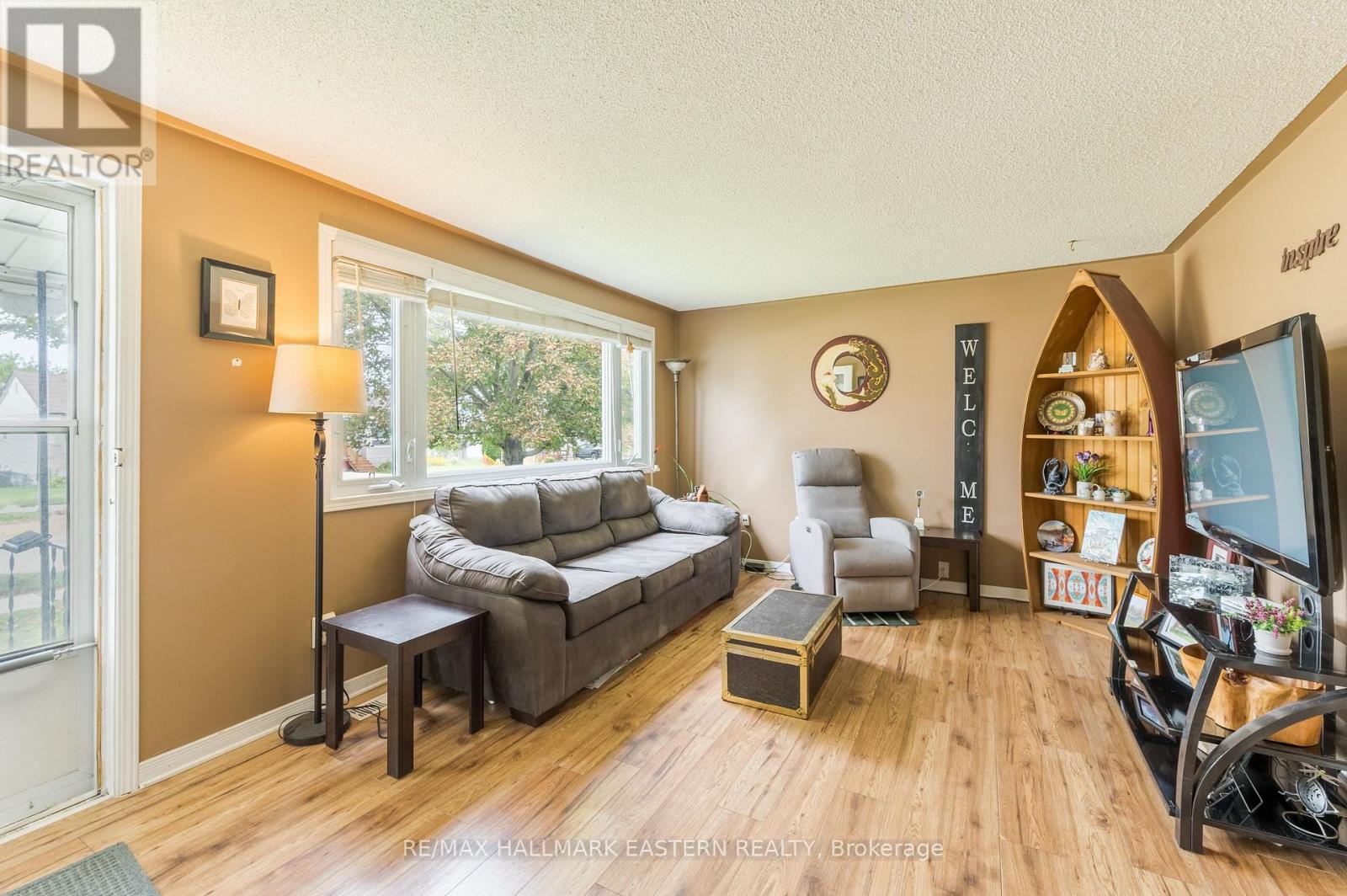 767 Duffus Street, Peterborough (Otonabee Ward 1), Ontario  K9J 4K3 - Photo 2 - X13702206
