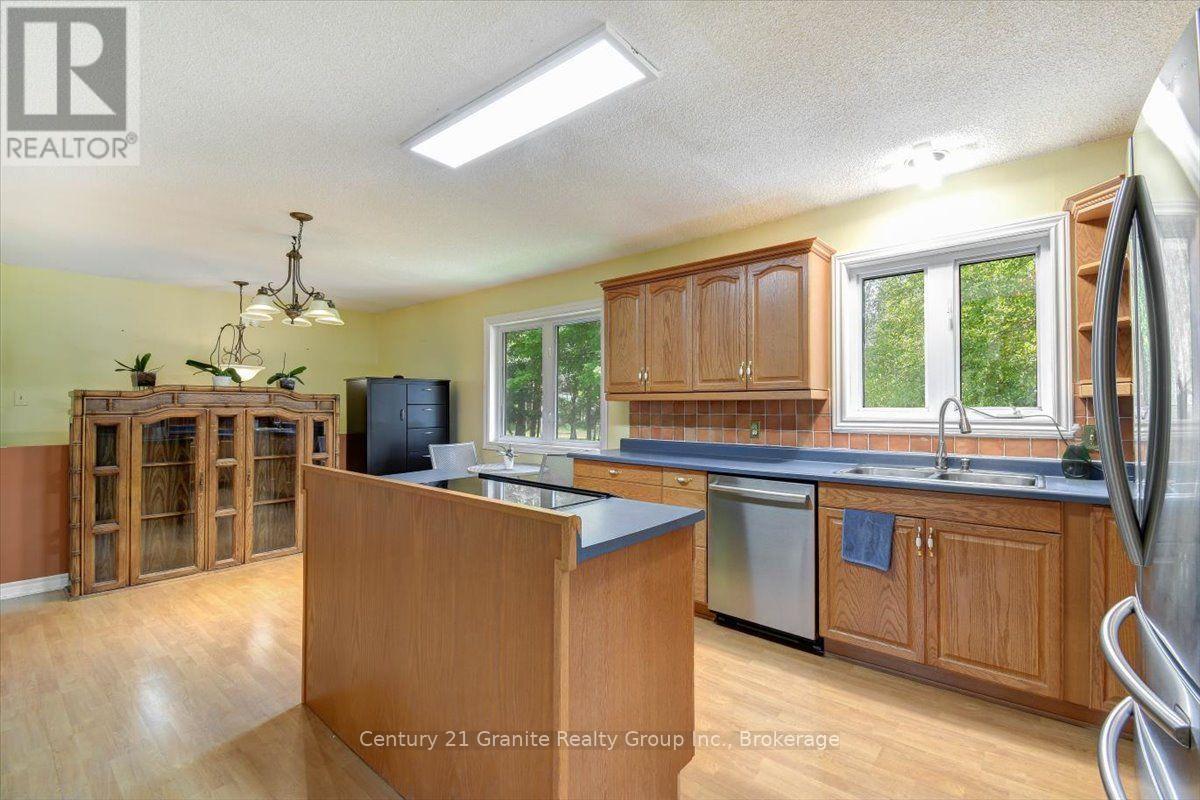 32 Firehall Lane, Hastings Highlands (Herschel Ward), Ontario  K0L 1C0 - Photo 6 - X13702404