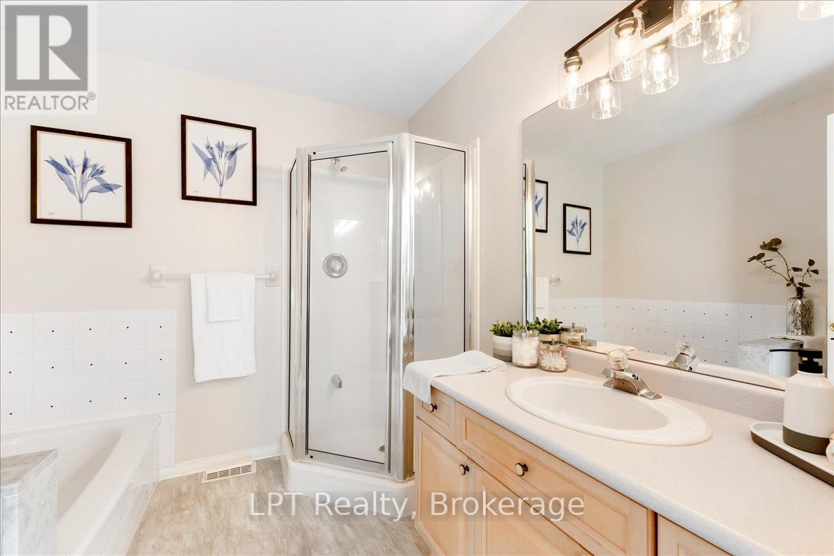 5 Niagara Trail, Clarington (Bowmanville), Ontario  L1B 1A2 - Photo 24 - E13702478