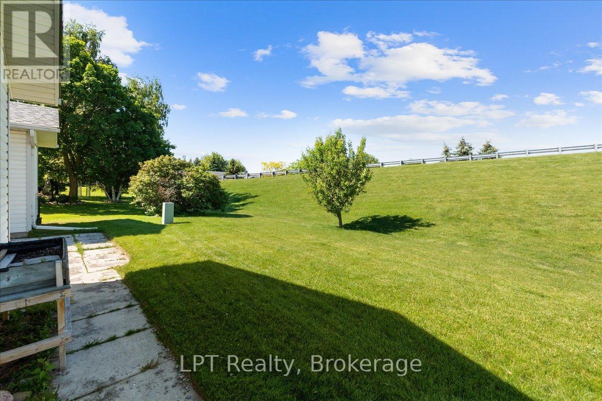 5 Niagara Trail, Clarington (Bowmanville), Ontario  L1B 1A2 - Photo 33 - E13702478