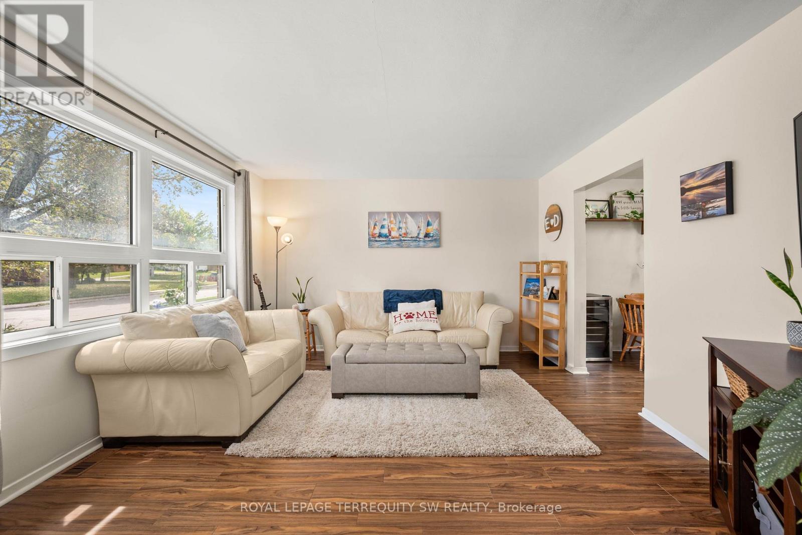46 Northlin Park Road, Kawartha Lakes (Lindsay), Ontario  K9V 4P4 - Photo 4 - X13703466