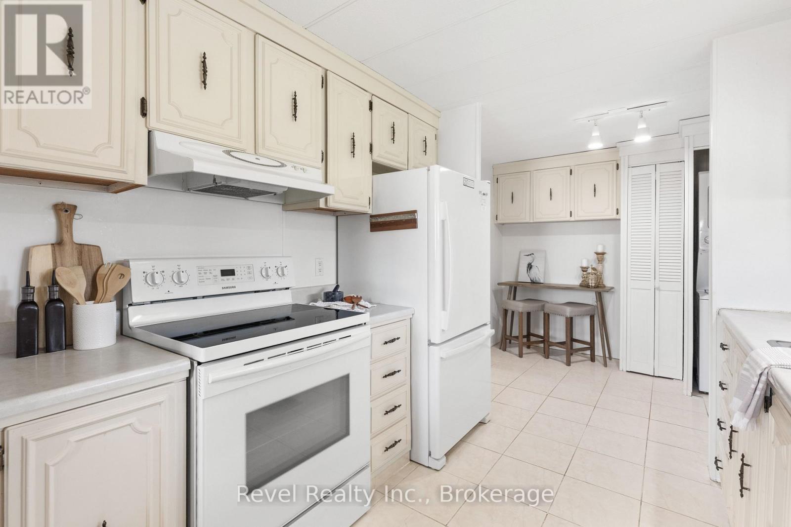 7 Macal Drive, Kawartha Lakes (Fenelon), Ontario  K9V 0H5 - Photo 18 - X13704398