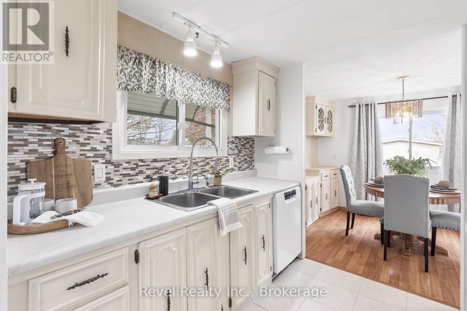 7 Macal Drive, Kawartha Lakes (Fenelon), Ontario  K9V 0H5 - Photo 19 - X13704398