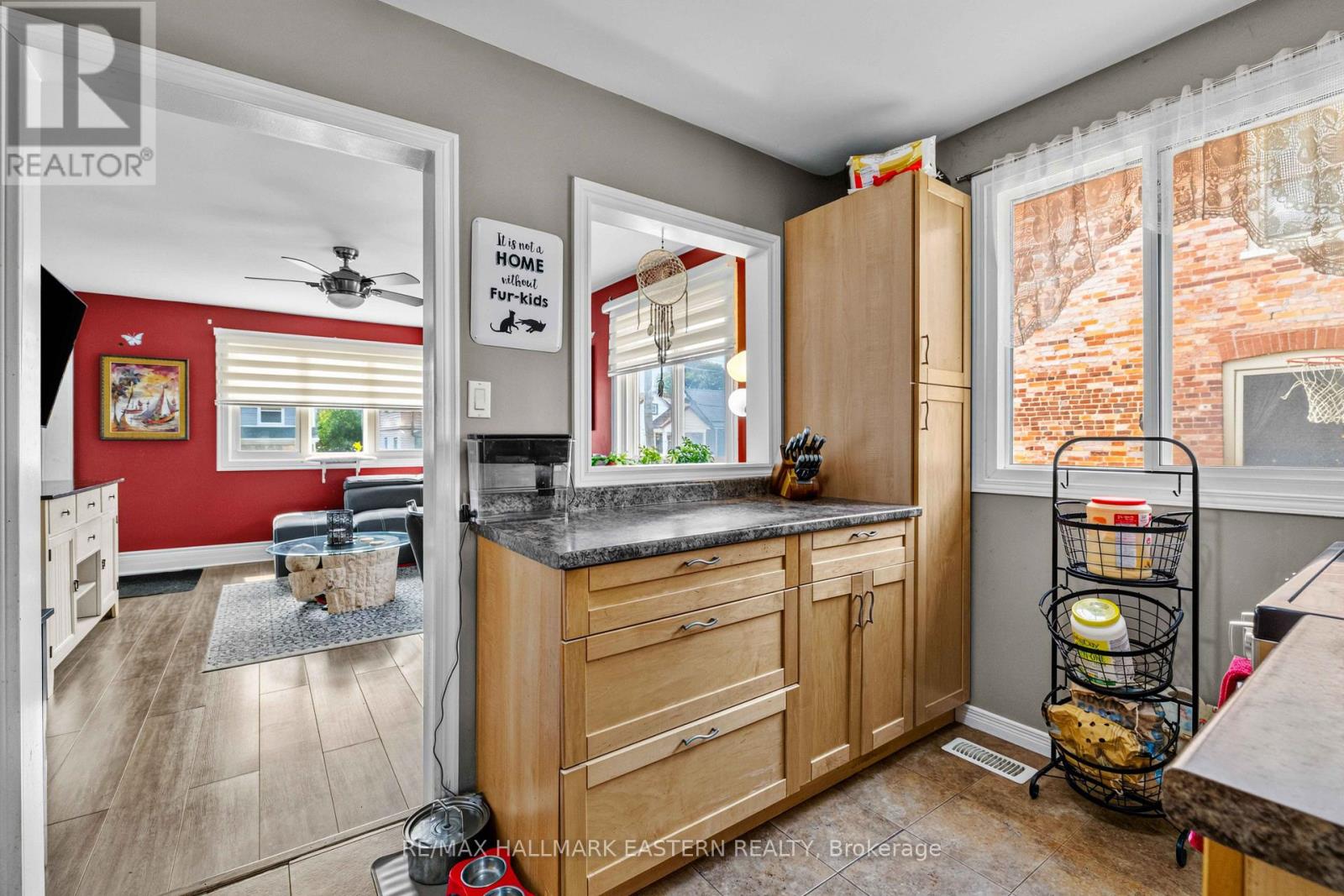 420 Edison Avenue, Peterborough (Otonabee Ward 1), Ontario  K9J 4G3 - Photo 11 - X13705090