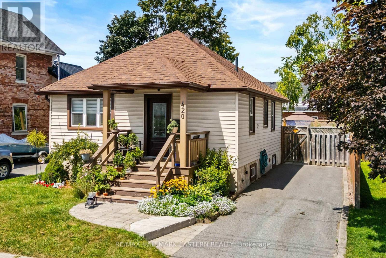 420 Edison Avenue, Peterborough (Otonabee Ward 1), Ontario  K9J 4G3 - Photo 2 - X13705090