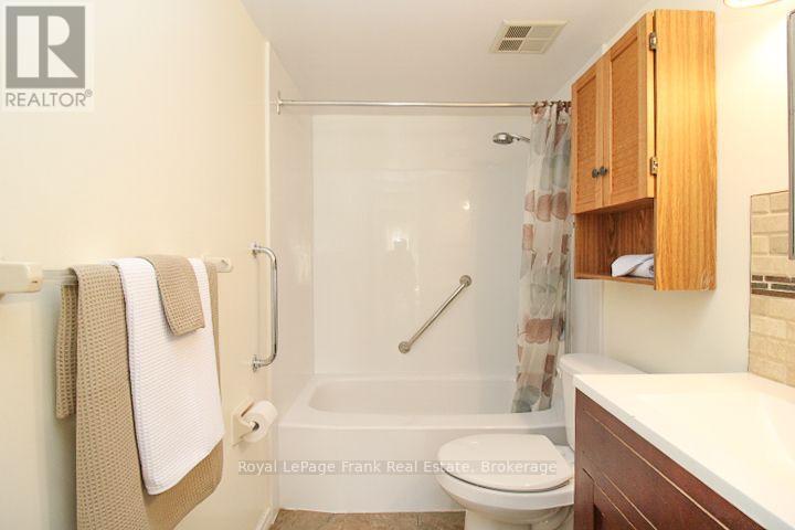 216 - 921 Armour Road, Peterborough (Ashburnham Ward 4), Ontario  K9H 7K5 - Photo 9 - X13705418