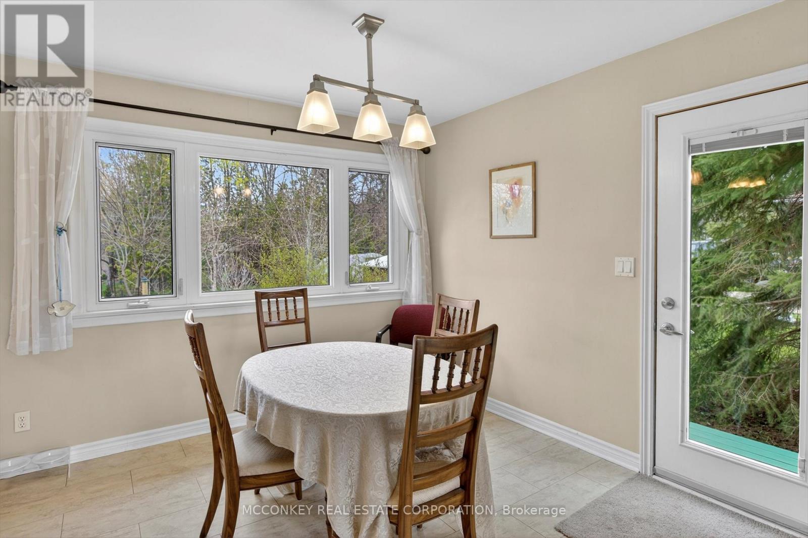 834 Crowley Crescent, Peterborough (Monaghan Ward 2), Ontario  K9J 6P7 - Photo 9 - X13706546