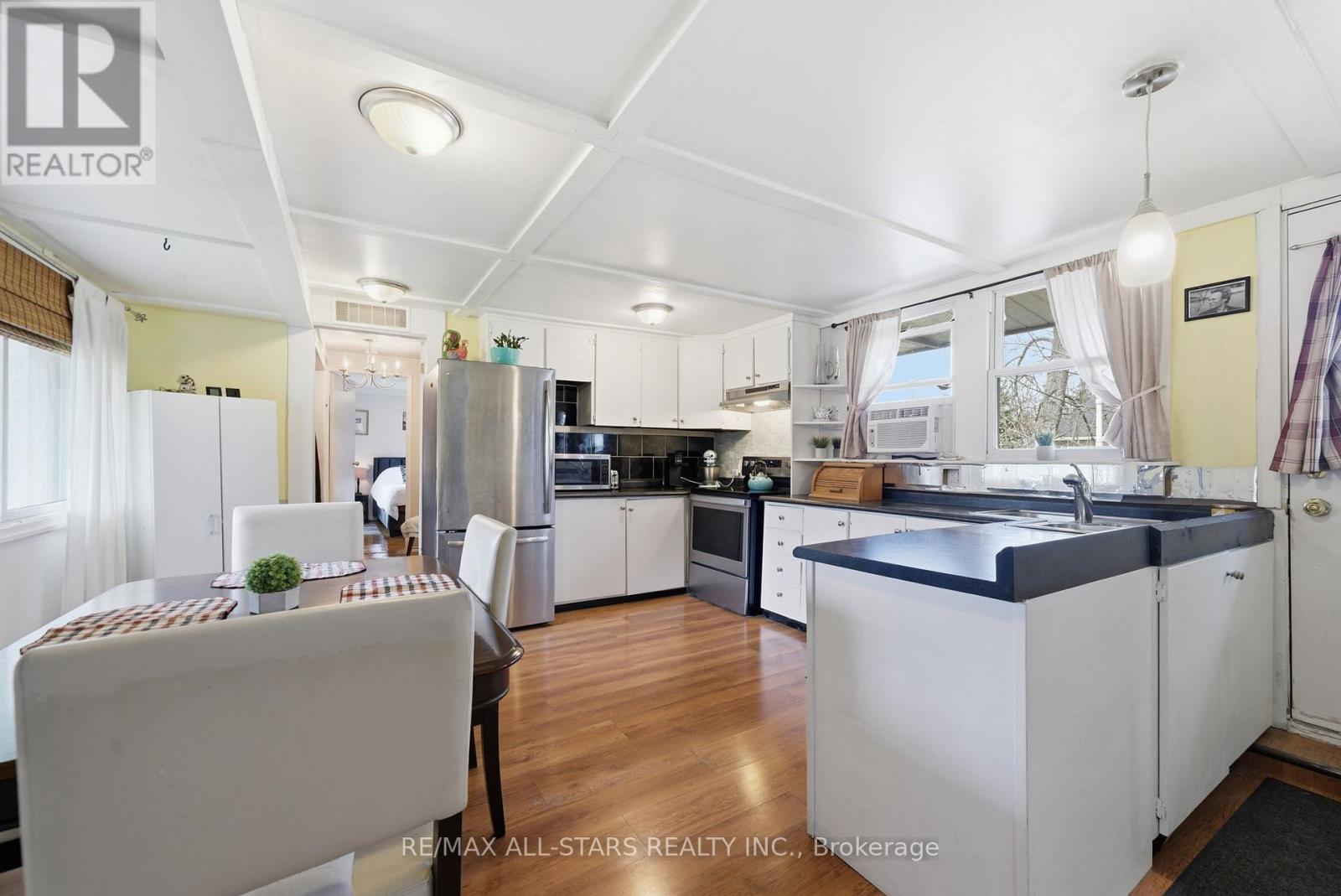 42 Otter Line, Kawartha Lakes (Lindsay), Ontario  K9V 0K1 - Photo 12 - X13706654