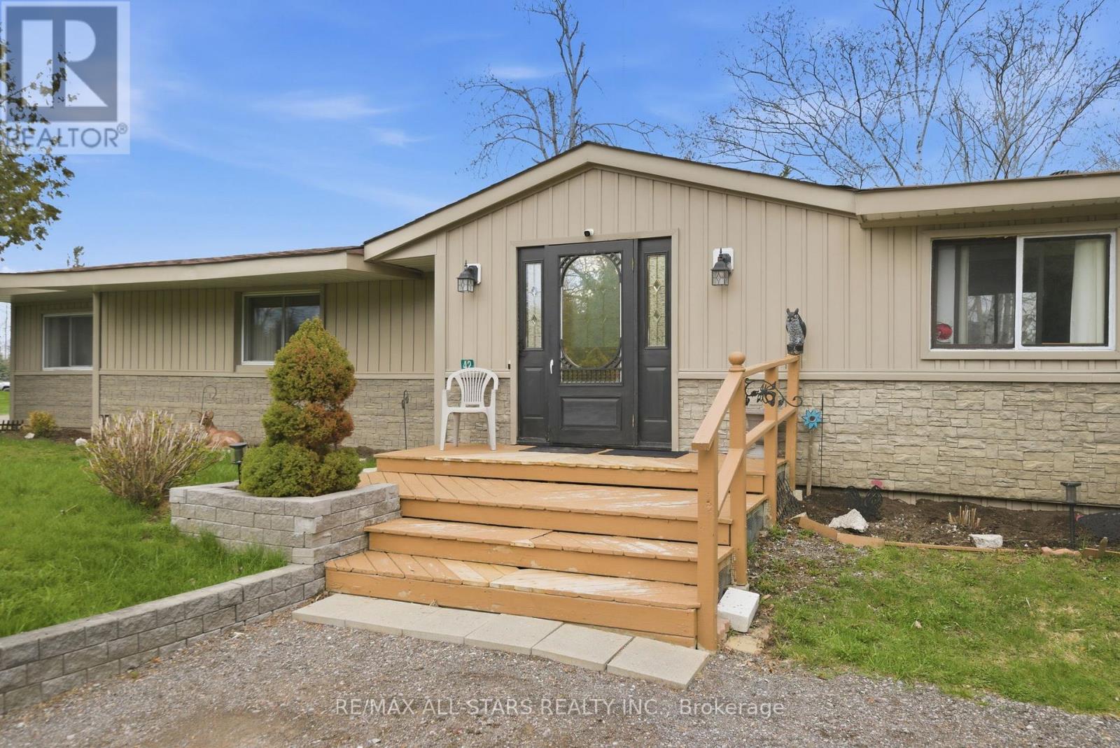 42 Otter Line, Kawartha Lakes (Lindsay), Ontario  K9V 0K1 - Photo 3 - X13706654