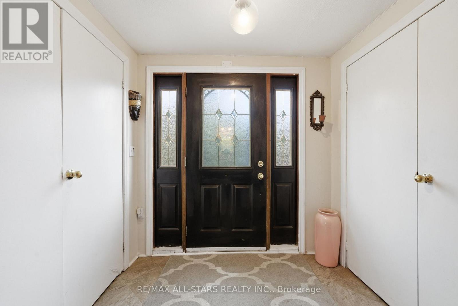 42 Otter Line, Kawartha Lakes (Lindsay), Ontario  K9V 0K1 - Photo 5 - X13706654