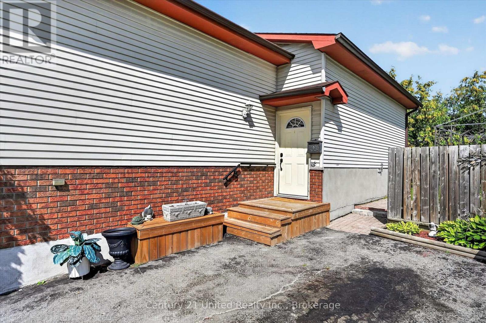 2110 Springwood Road, Peterborough (Monaghan Ward 2), Ontario  K9K 1M9 - Photo 3 - X13706752