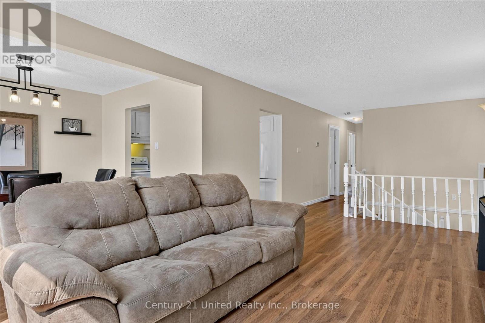 2110 Springwood Road, Peterborough (Monaghan Ward 2), Ontario  K9K 1M9 - Photo 8 - X13706752