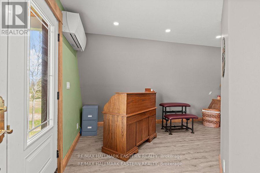 2215 David Fife Line, Otonabee-South Monaghan, Ontario  K0L 1B0 - Photo 8 - X13707012