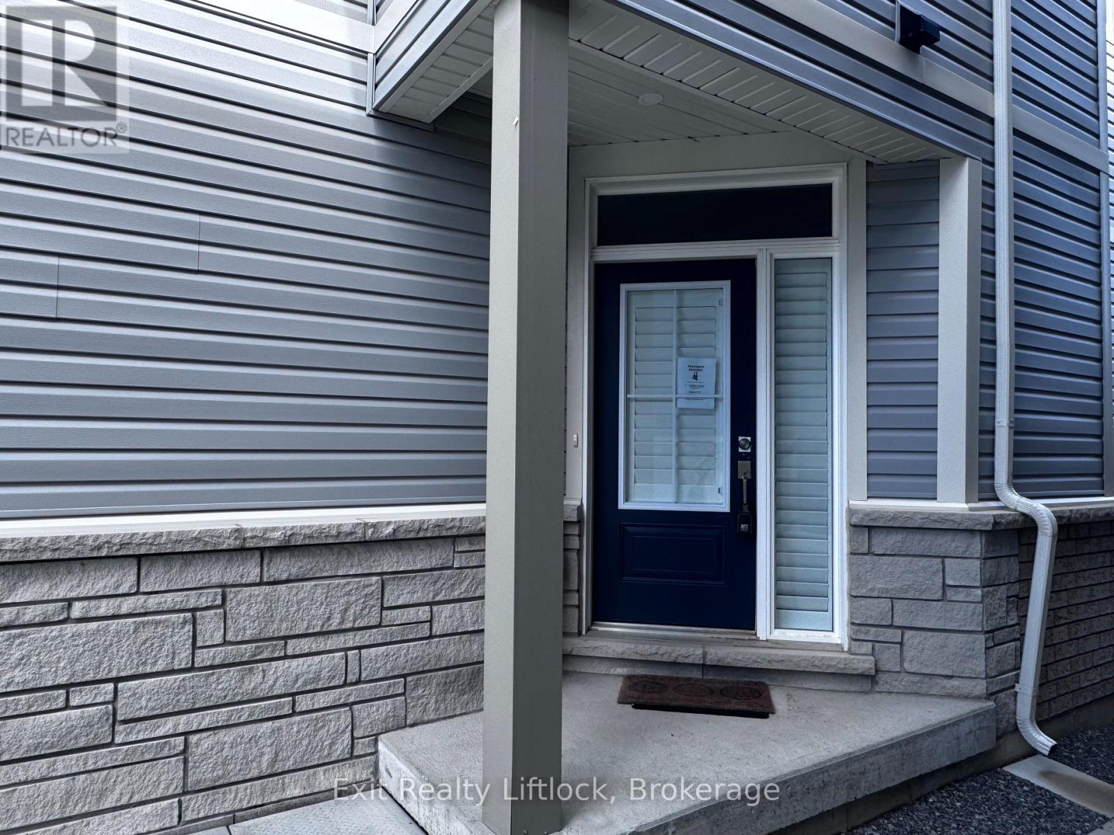 949 Bamford Terrace, Peterborough (Monaghan Ward 2), Ontario  K9K 0H1 - Photo 3 - X13707060