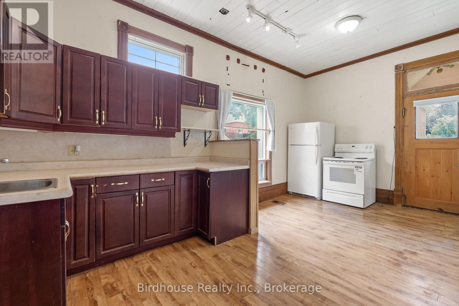12 Mill Street, Kawartha Lakes (Lindsay), Ontario  K9V 2K8 - Photo 10 - X13707310
