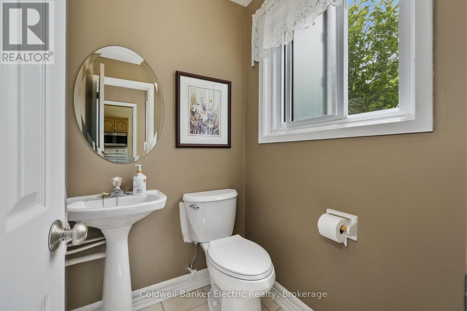 1219 Edmison Drive, Peterborough (Northcrest Ward 5), Ontario  K9H 6V2 - Photo 12 - X13707650