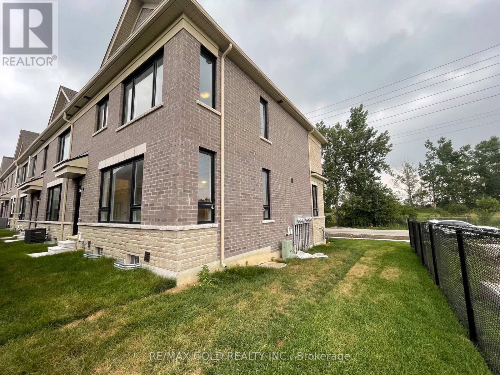 275 Lindsay Street N, Kawartha Lakes (Lindsay), Ontario  K9V 0T4 - Photo 4 - X13707586