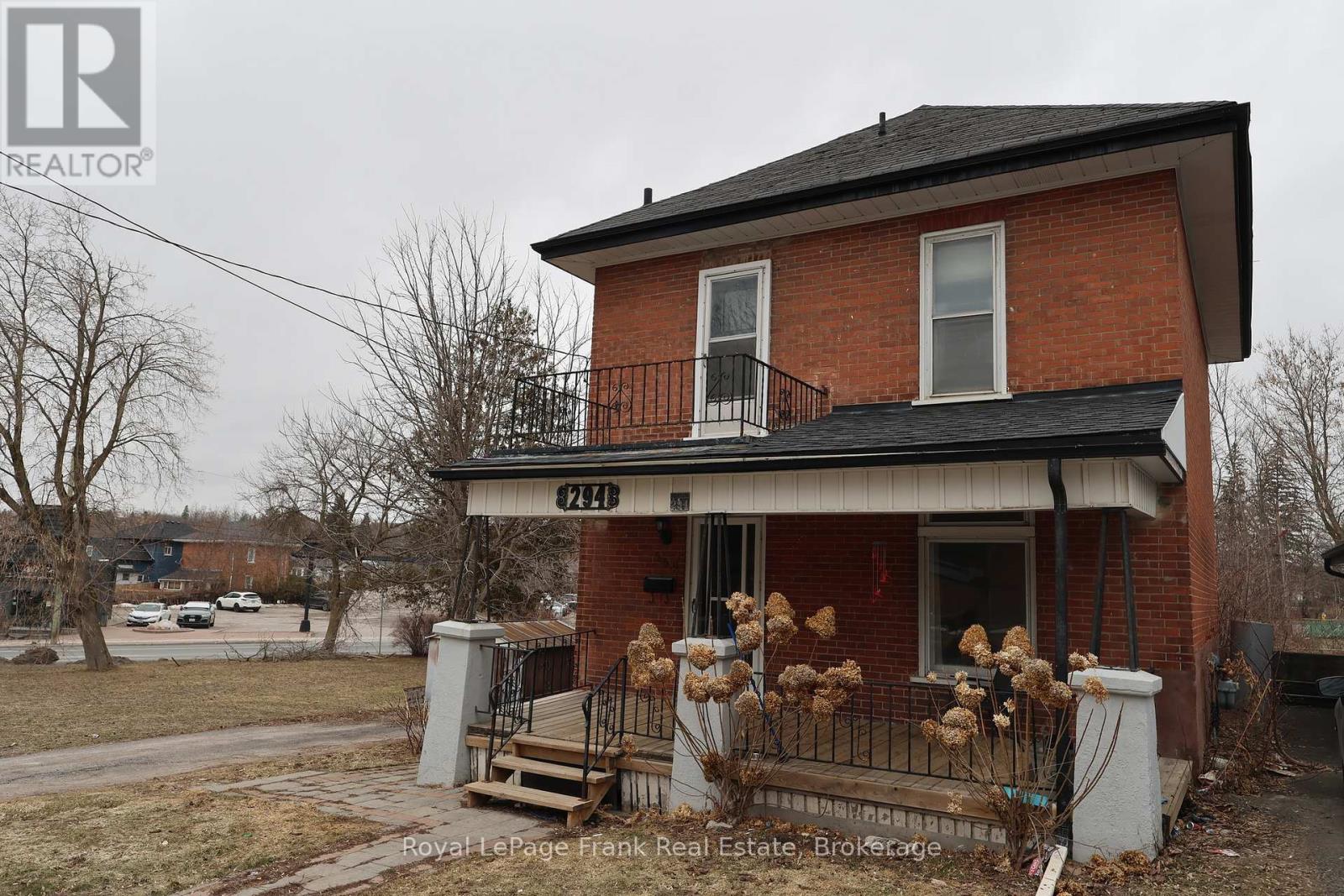 294 Parkhill Road W, Peterborough (Northcrest Ward 5), Ontario  K9H 3H7 - Photo 2 - X13692934