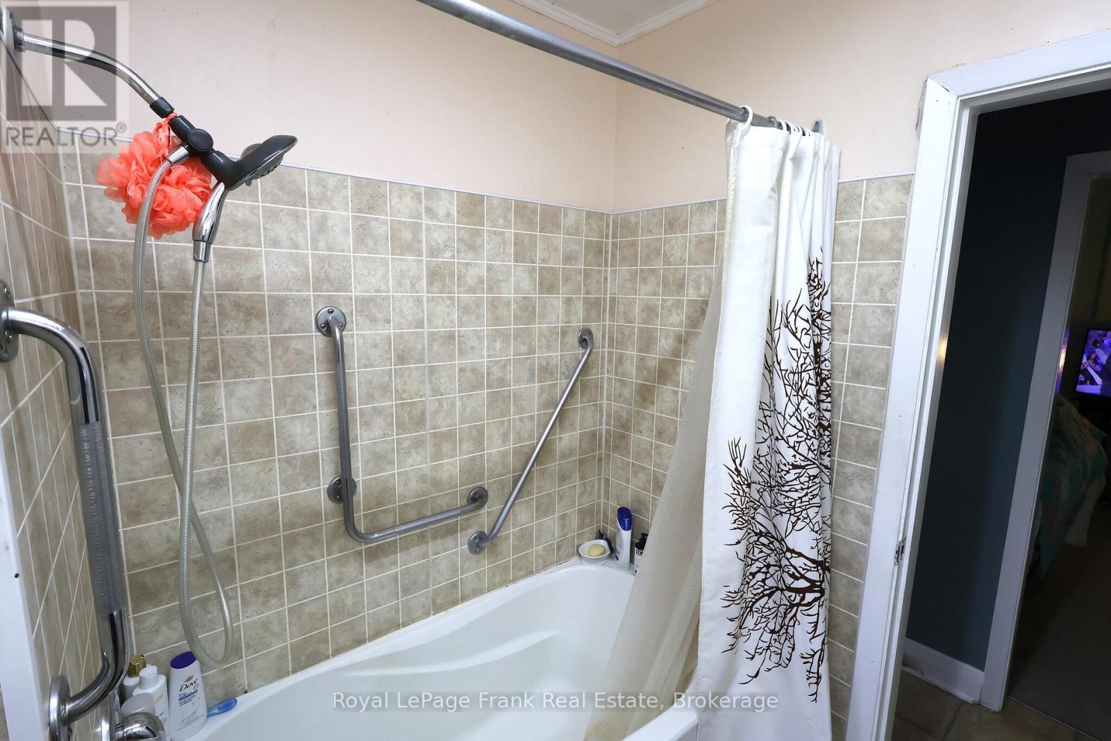 294 Parkhill Road W, Peterborough (Northcrest Ward 5), Ontario  K9H 3H7 - Photo 22 - X13692934