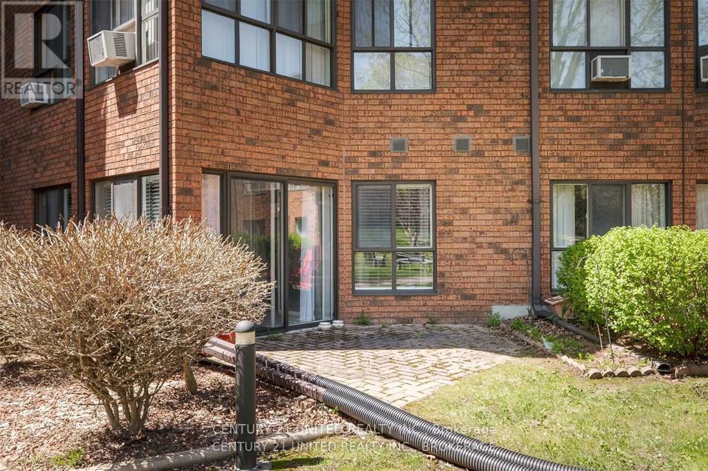 114 - 921 Armour Road, Peterborough (Ashburnham Ward 4), Ontario  K9H 7K5 - Photo 2 - X13707886