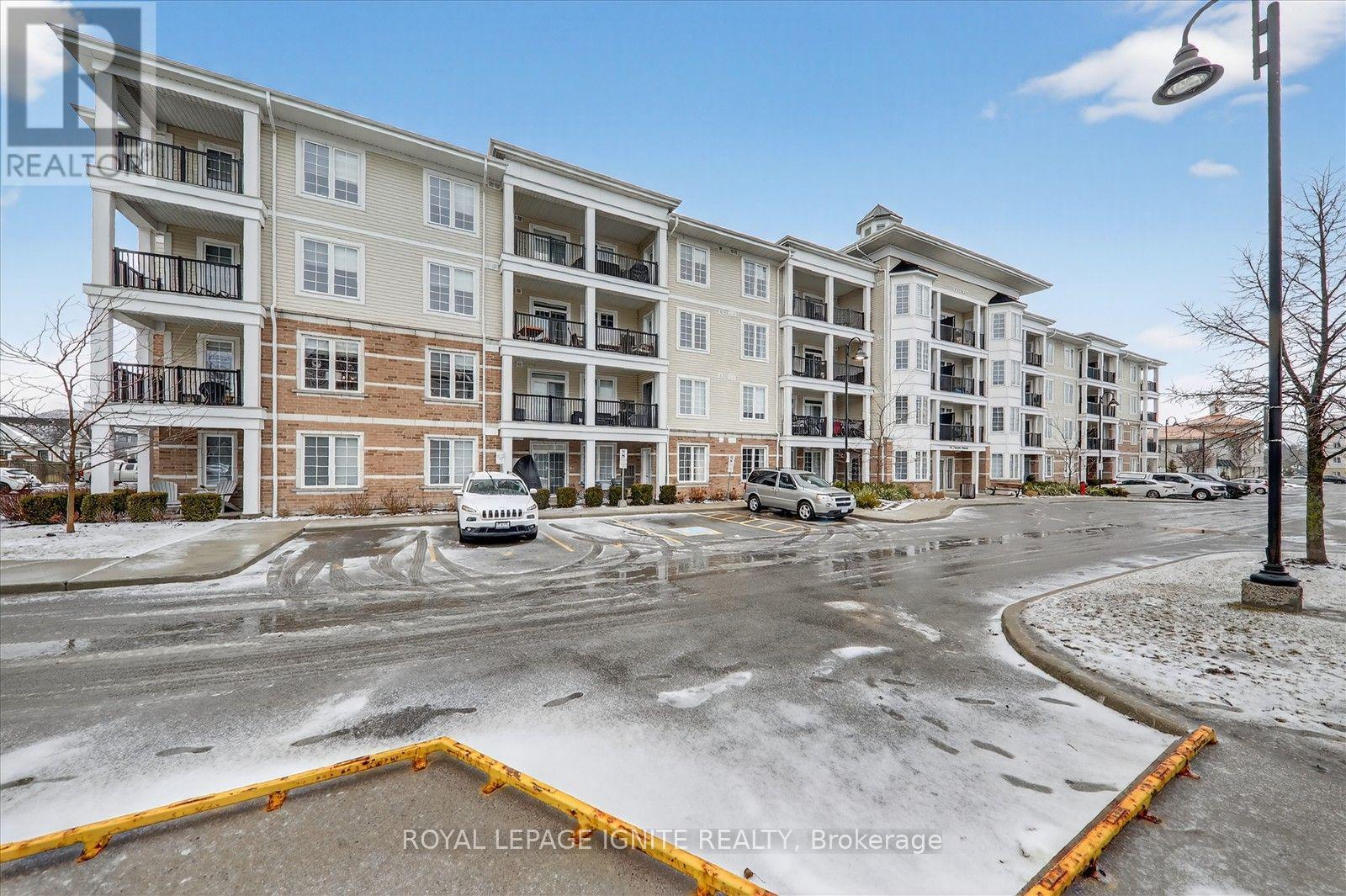 301 - 65 Shipway Avenue, Clarington (Newcastle), Ontario  L1B 0W2 - Photo 3 - E13708270